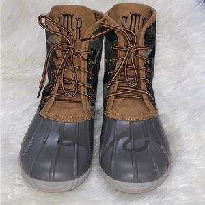 Duck boots *READ description*